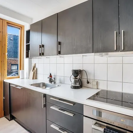 Modernized Bed & Bath Apartment *