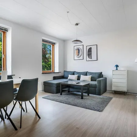 Modernized Bed & Bath Apartment Holstebro