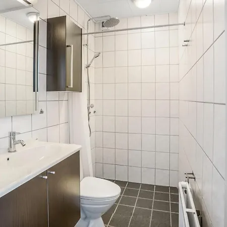 Modernized Bed & Bath Apartment