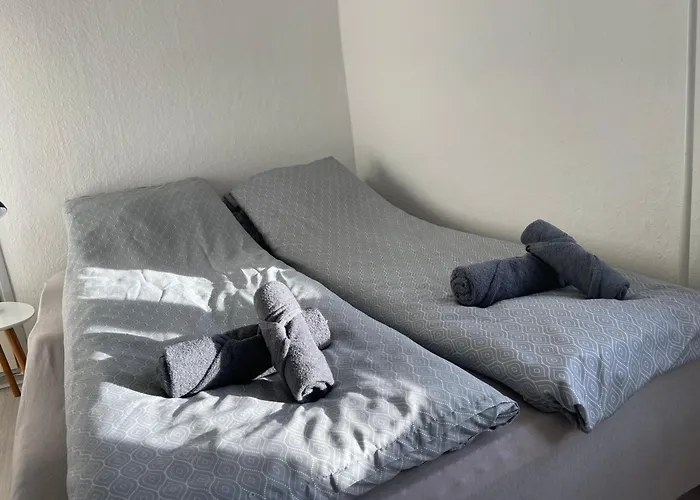 Modernized Bed & Bath Appartement *