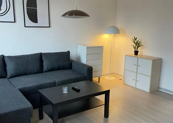 Modernized Bed & Bath Lägenhet *